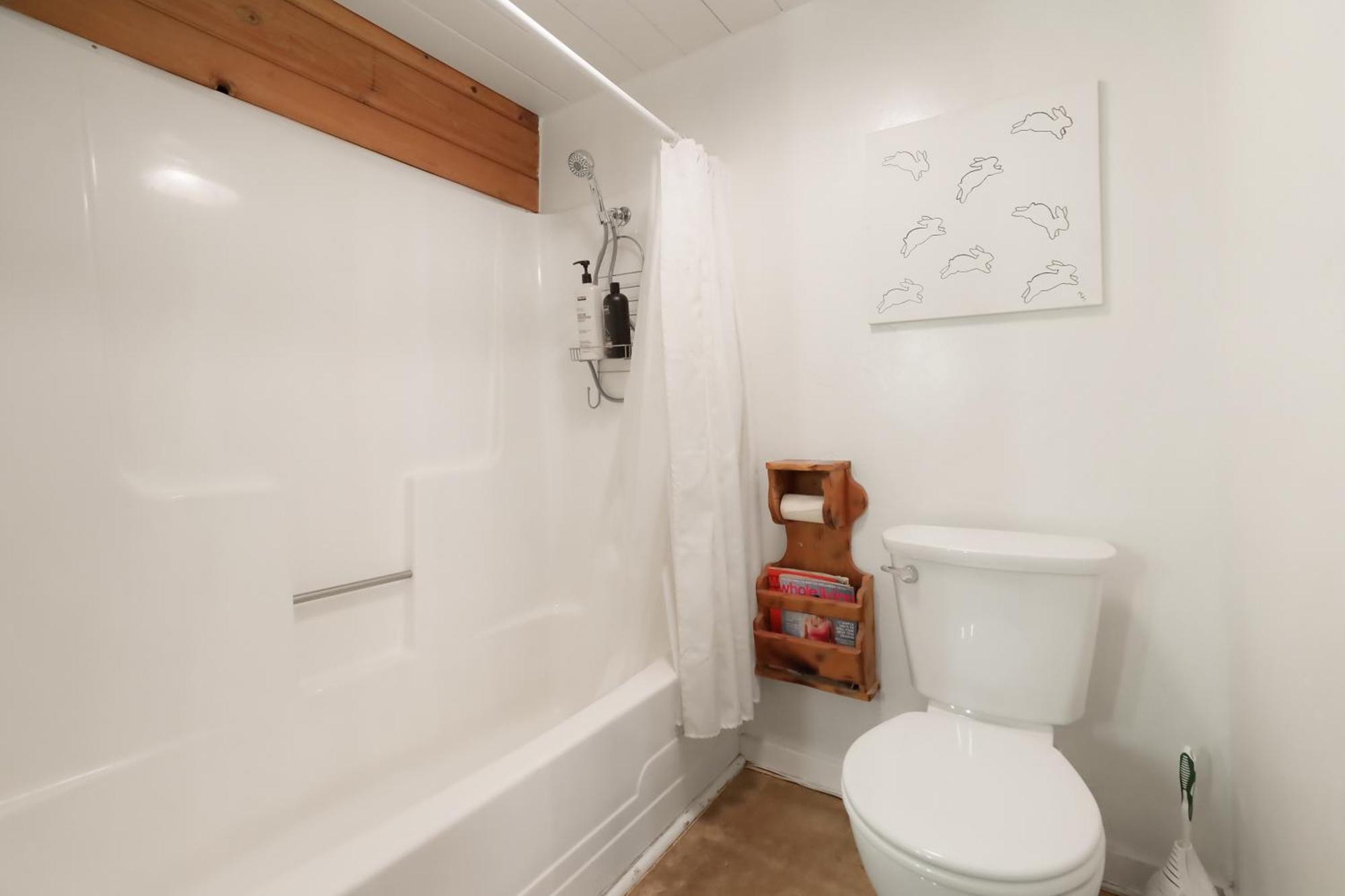 Spacious Classic Cabin Retreat- Near Lassen Mill Creek Exterior photo
