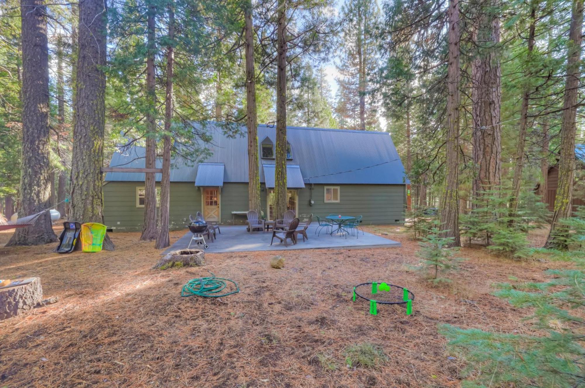 Spacious Classic Cabin Retreat- Near Lassen Mill Creek Exterior photo